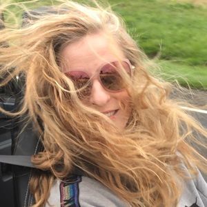 Meet your Posher, Robin